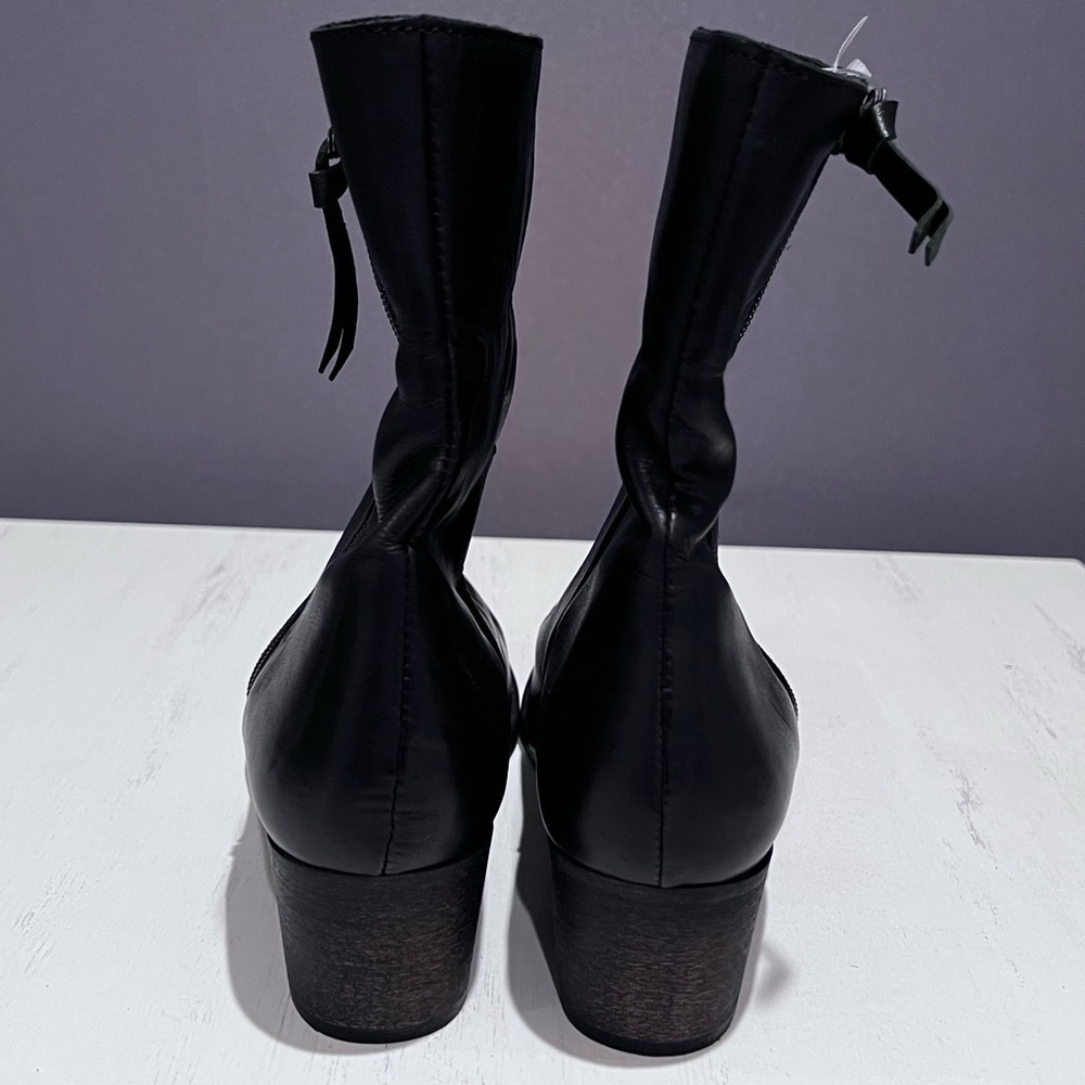 NWT. Cumbia Black Chunky Heeled Leather Boots - Picture 4 of 10